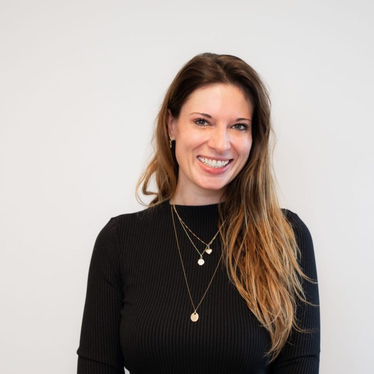 Noemi Flaving, Praxisinhaberin